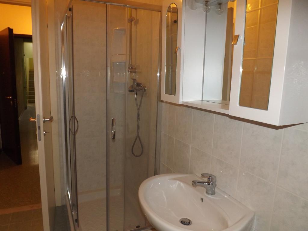 B&B Central Toma Montecatini Terme Bagian luar foto