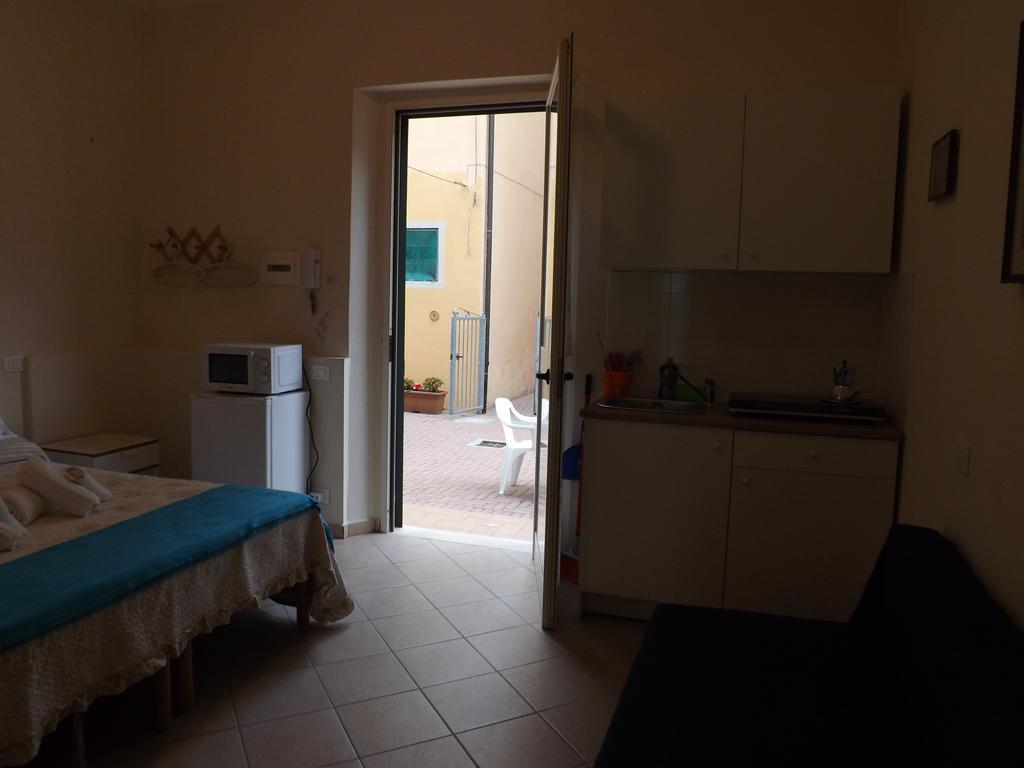 B&B Central Toma Montecatini Terme Bagian luar foto